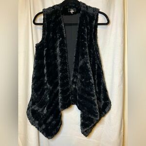 G by Giuliana Faux Black Mink Fur Vest Sleeveless Open Front Size: XS EUC
